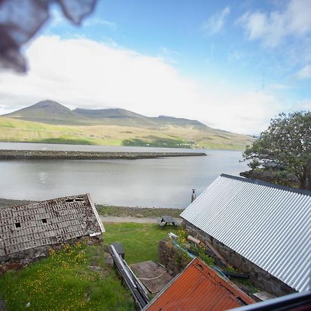 Cozy house in the idyllic village of Haldórsvík Haldarsvik Exterior foto