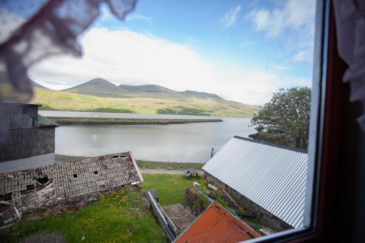 Cozy house in the idyllic village of Haldórsvík Haldarsvik Exterior foto